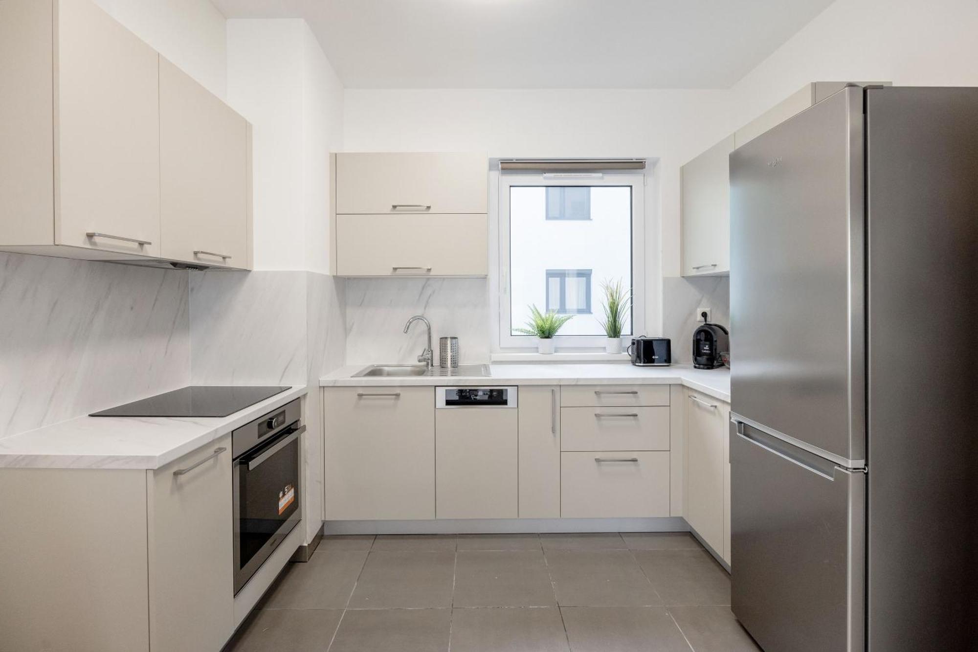 Bb - 2br With Parking Close To Centre * Будапешт