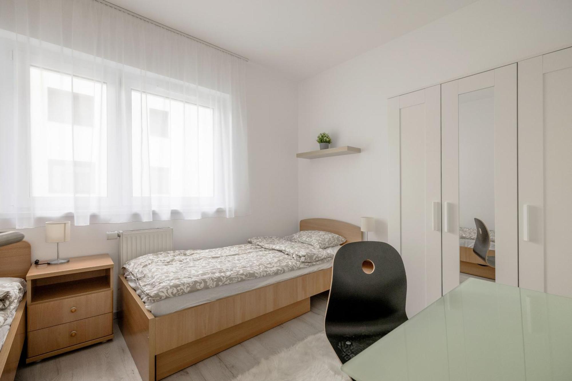 Bb - 2br With Parking Close To Centre Будапешт