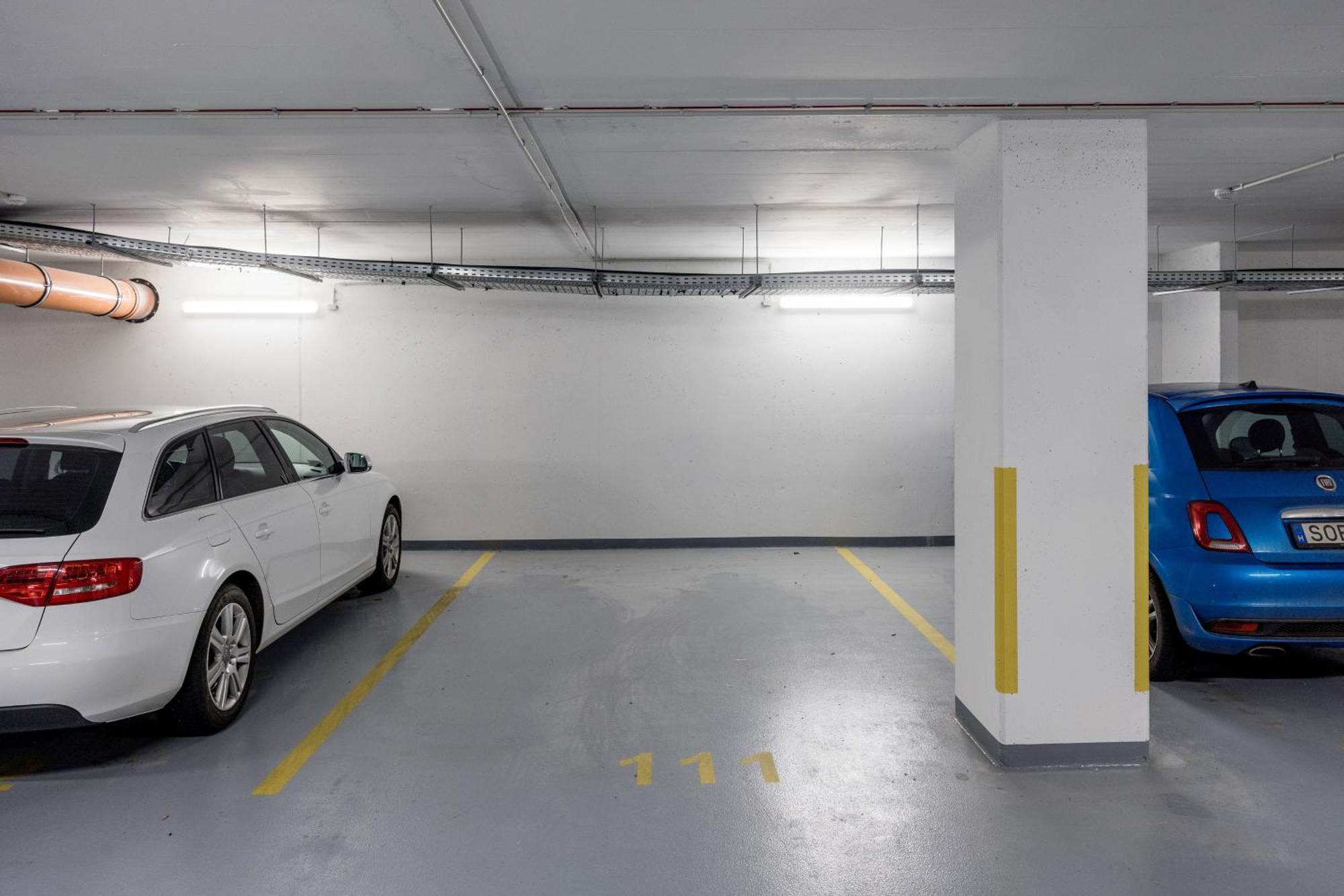 Bb - 2br With Parking Close To Centre Апартаменты *